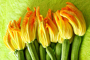 Edible flower petals can be used in salads for color, for flavor in teas and as a beautiful garnish for desserts.